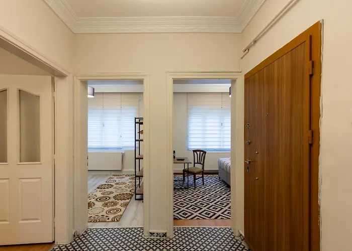 In The Centre Of Taksim And Galataport 3 Bedrooms In Estambul